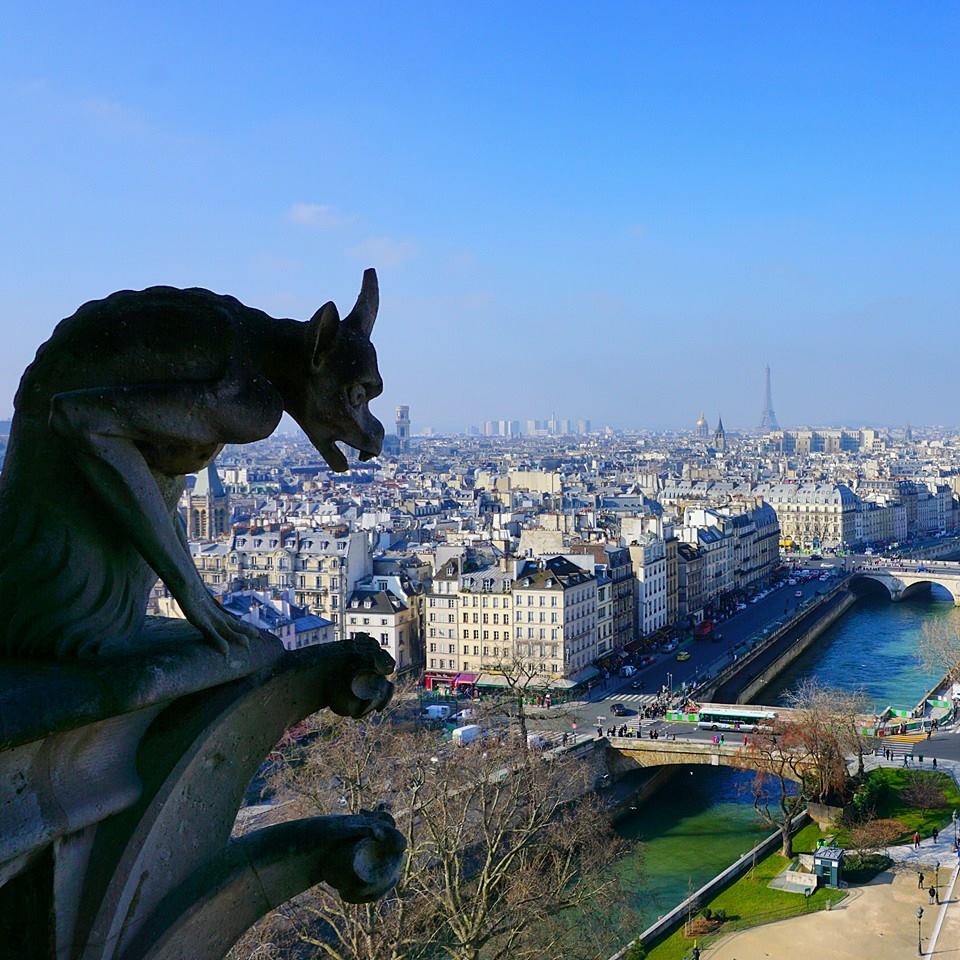 How To Visit Paris On A Budget - Mint Notion