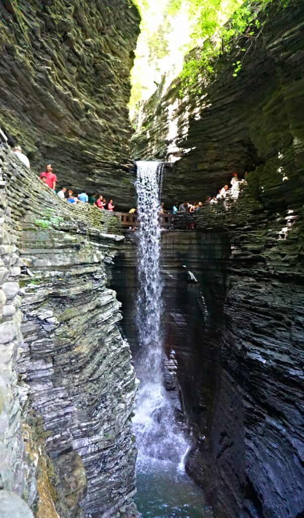 40 Photos That Will Make You Want To Visit Watkins Glen State Park ...