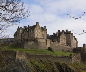 4 Days in Edinburgh: Perfect Itinerary for First-Timers - Mint Notion