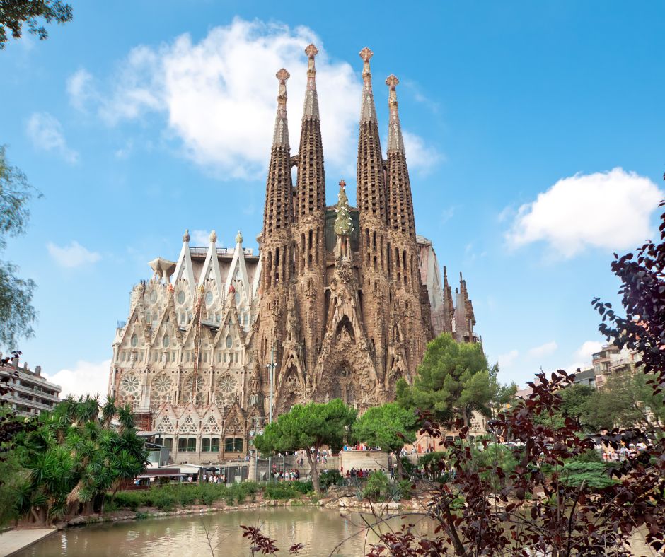 visiting barcelona for the first time - sagrada familia