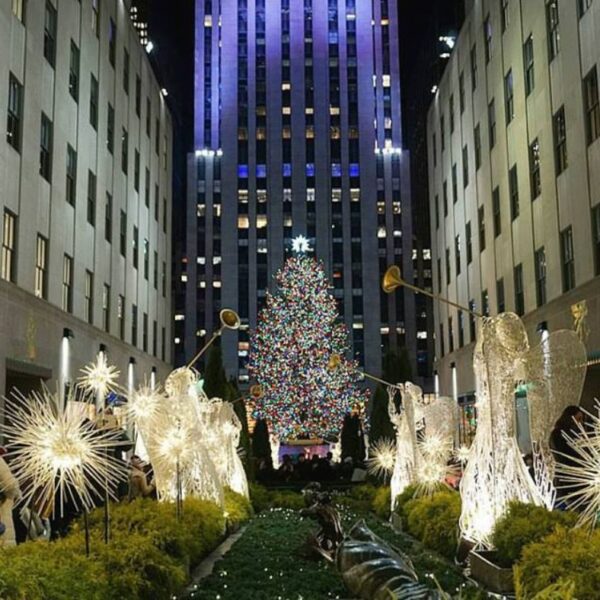 new york city at christmas - rockefeller center